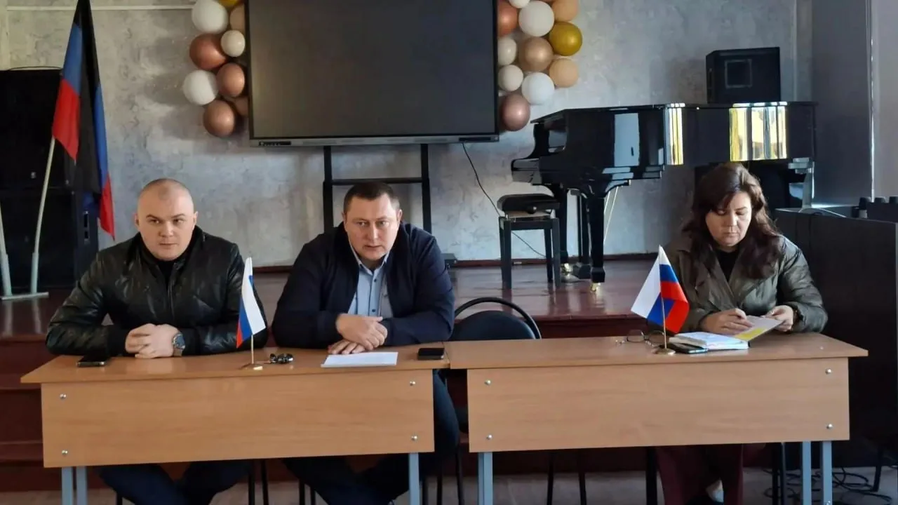 В городском округе Иловайск на аппаратном совещании обсудили текущие вопросы
