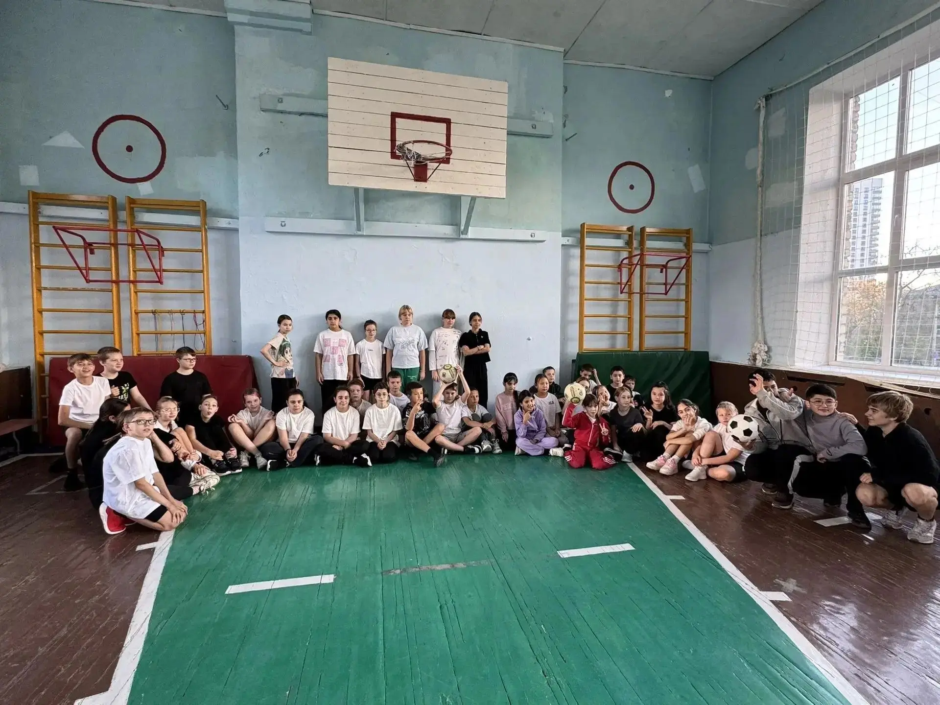 С 5 по 9 октября в нашей школе царил настоящий ажиотаж ⚽ — у нас стартовал Всероссийски...