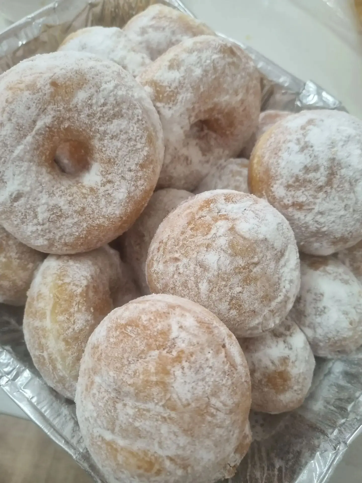 Горячие пончики на Донковцева 🍩