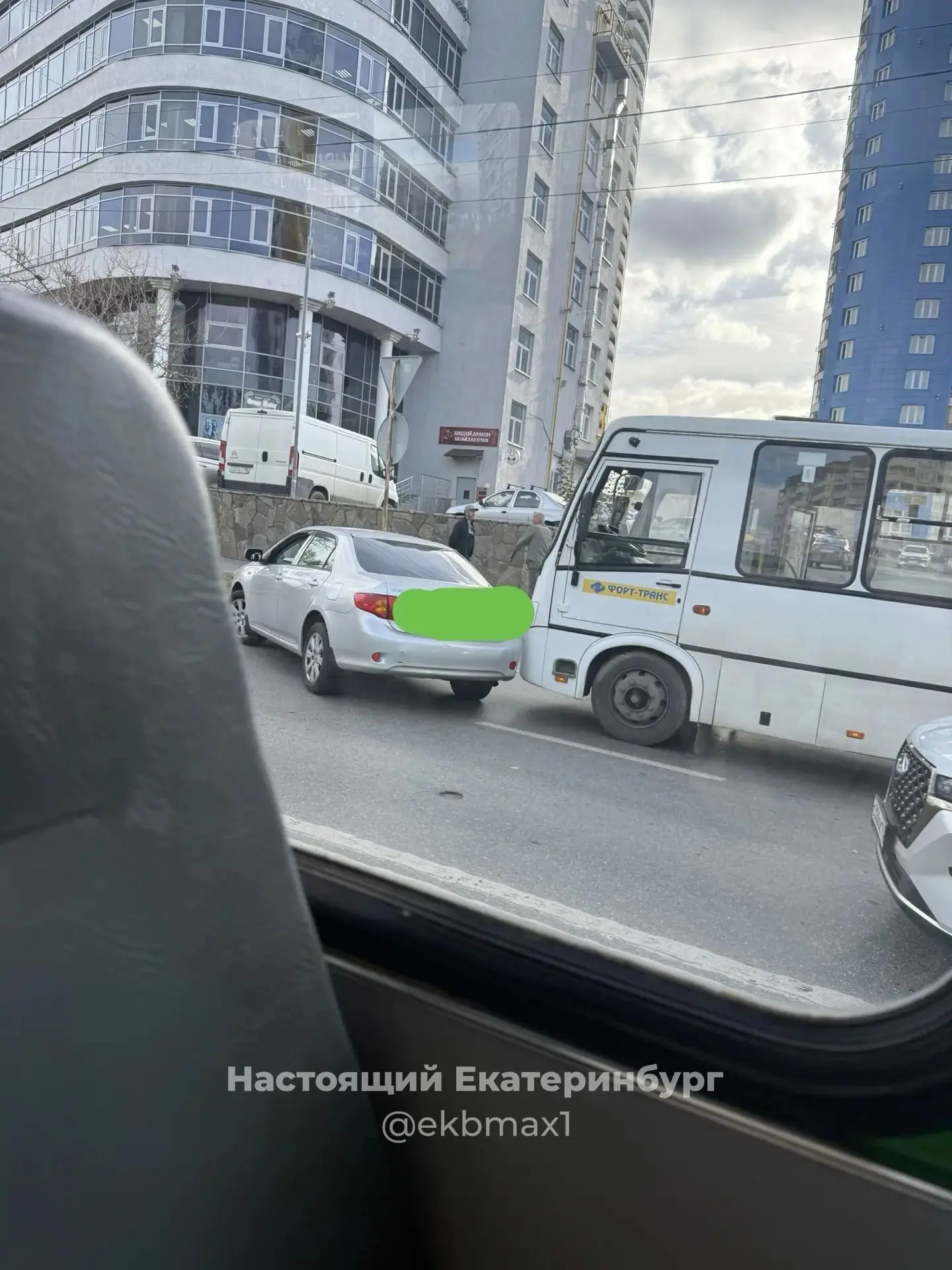 Автобус 48-й. ДТП