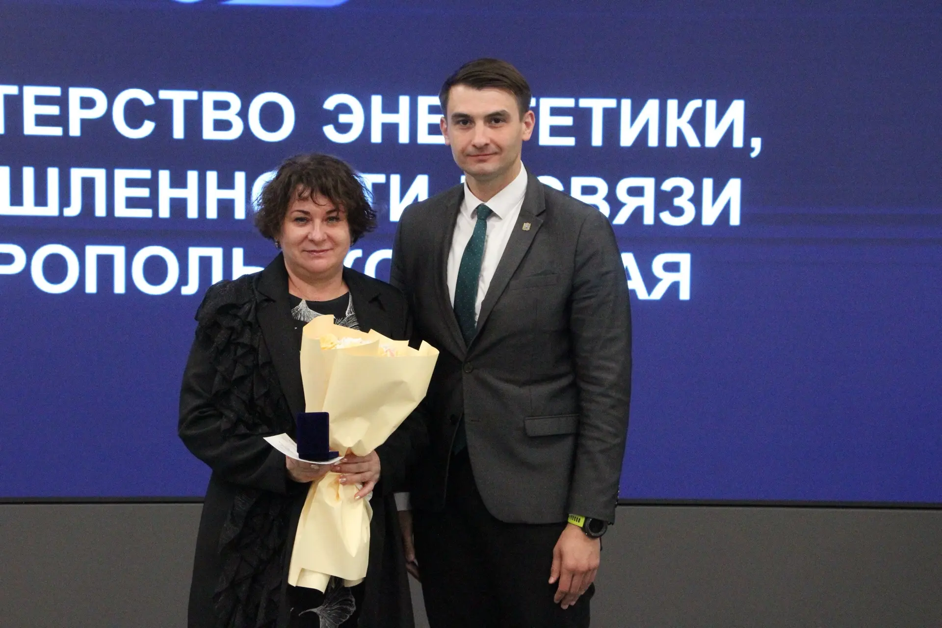 Гордимся коллегой: Елена Картаева награждена Медалью «За доблестный труд»