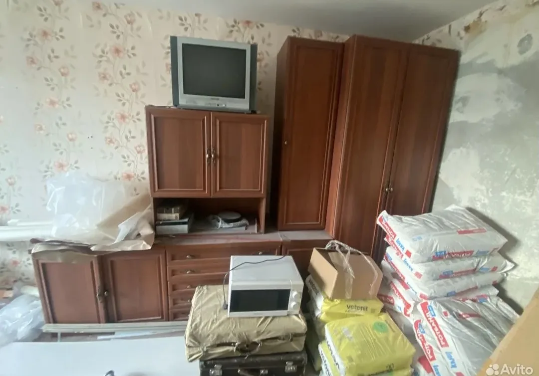 Отдам мебель в хорошем состоянии, то что на фото и еще камод.