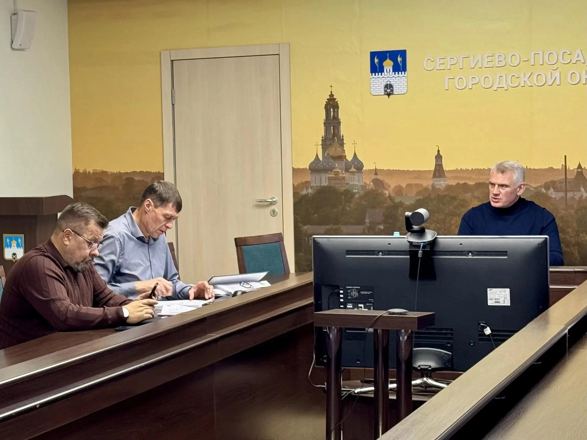 Сегодня утром врип главы СПГО Алексей Лужецкий провёл заседание штаба по ситуации с ото...