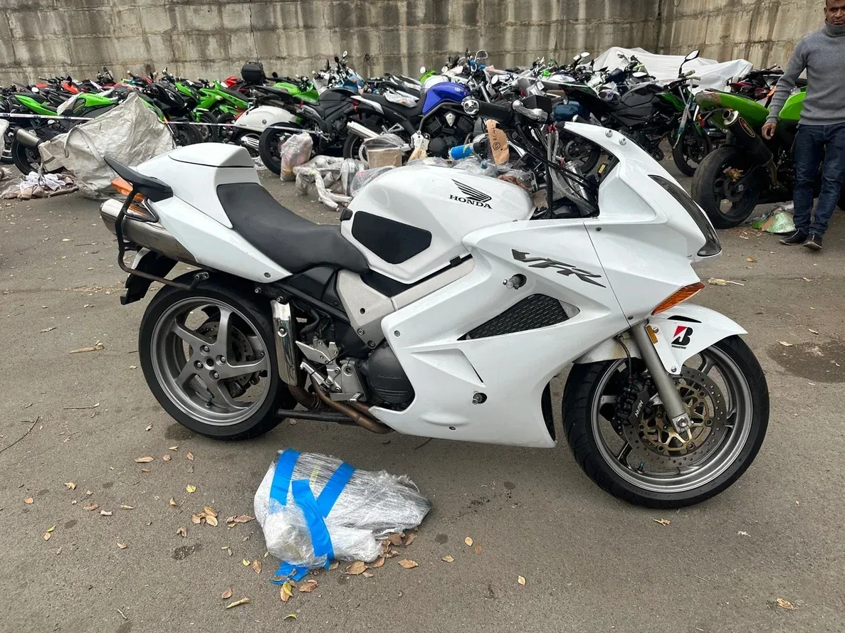 Honda VFR800 2005г