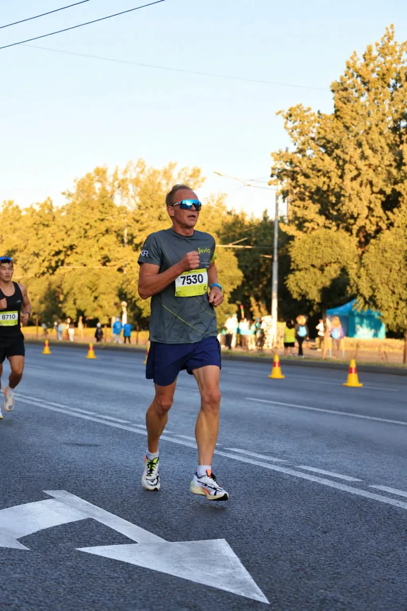 10 километров за 40 минут и первое место в Алматы! 🏃‍♂️
