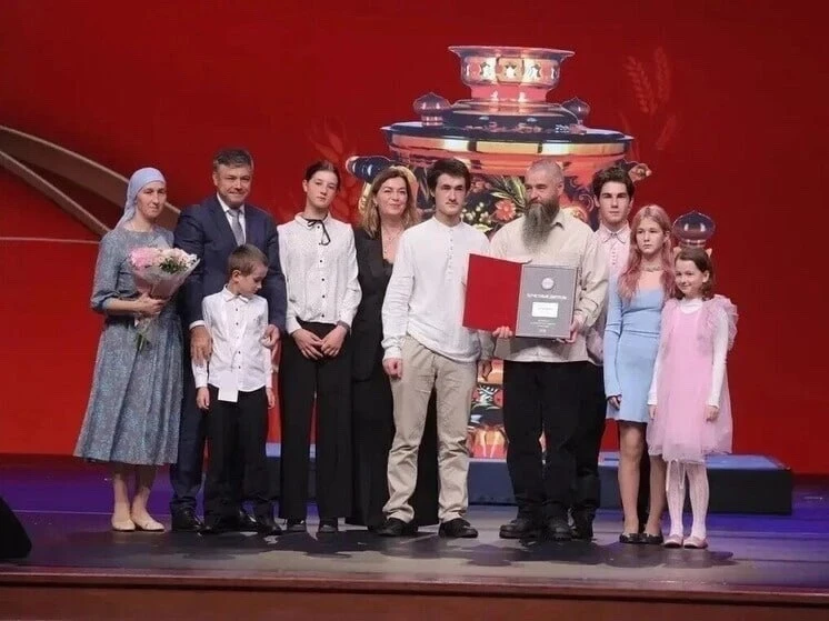 🏡 Шенкурская семья признана лучшей в России