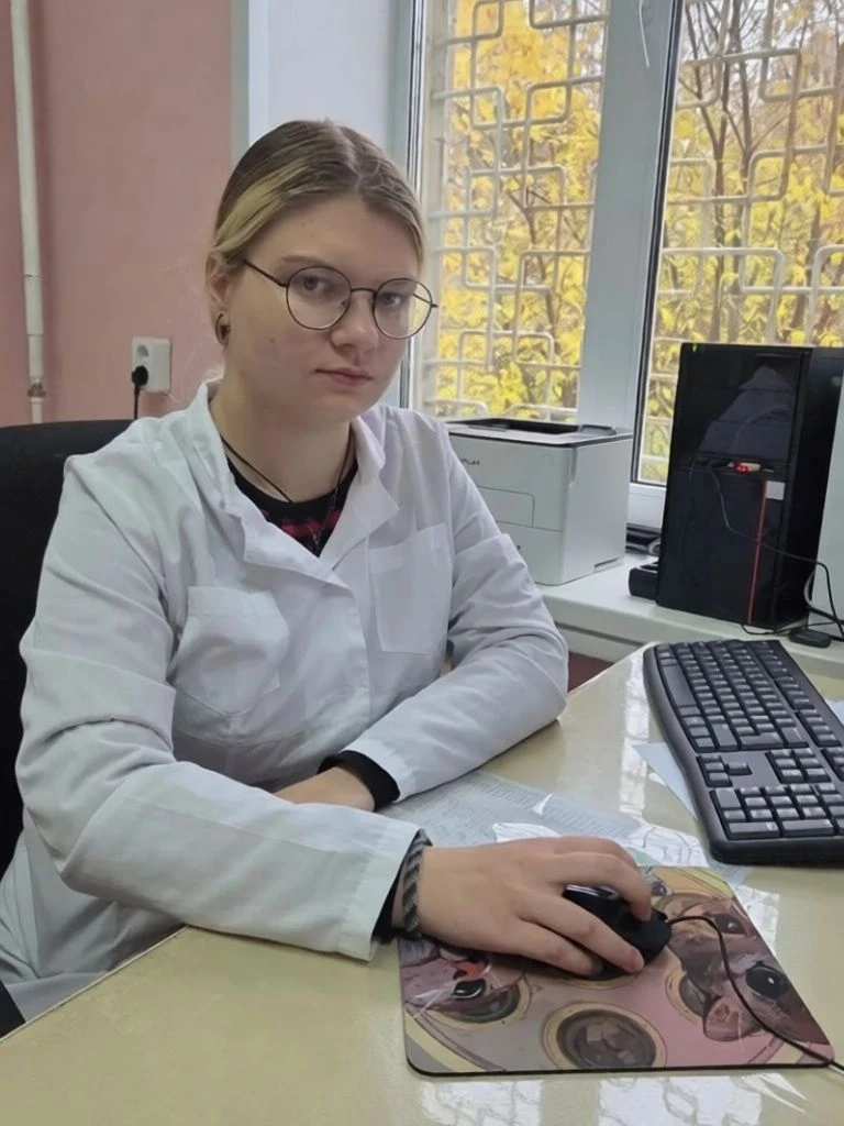 Продолжаем знакомить пациентов с нашими молодыми специалистами 🤝