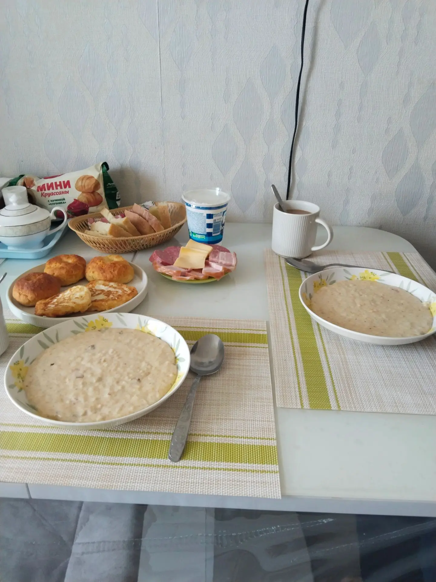 Доброе утро,сегодня у меня день готовки.И начну я с завтрака.Потом перейду на выпечку.