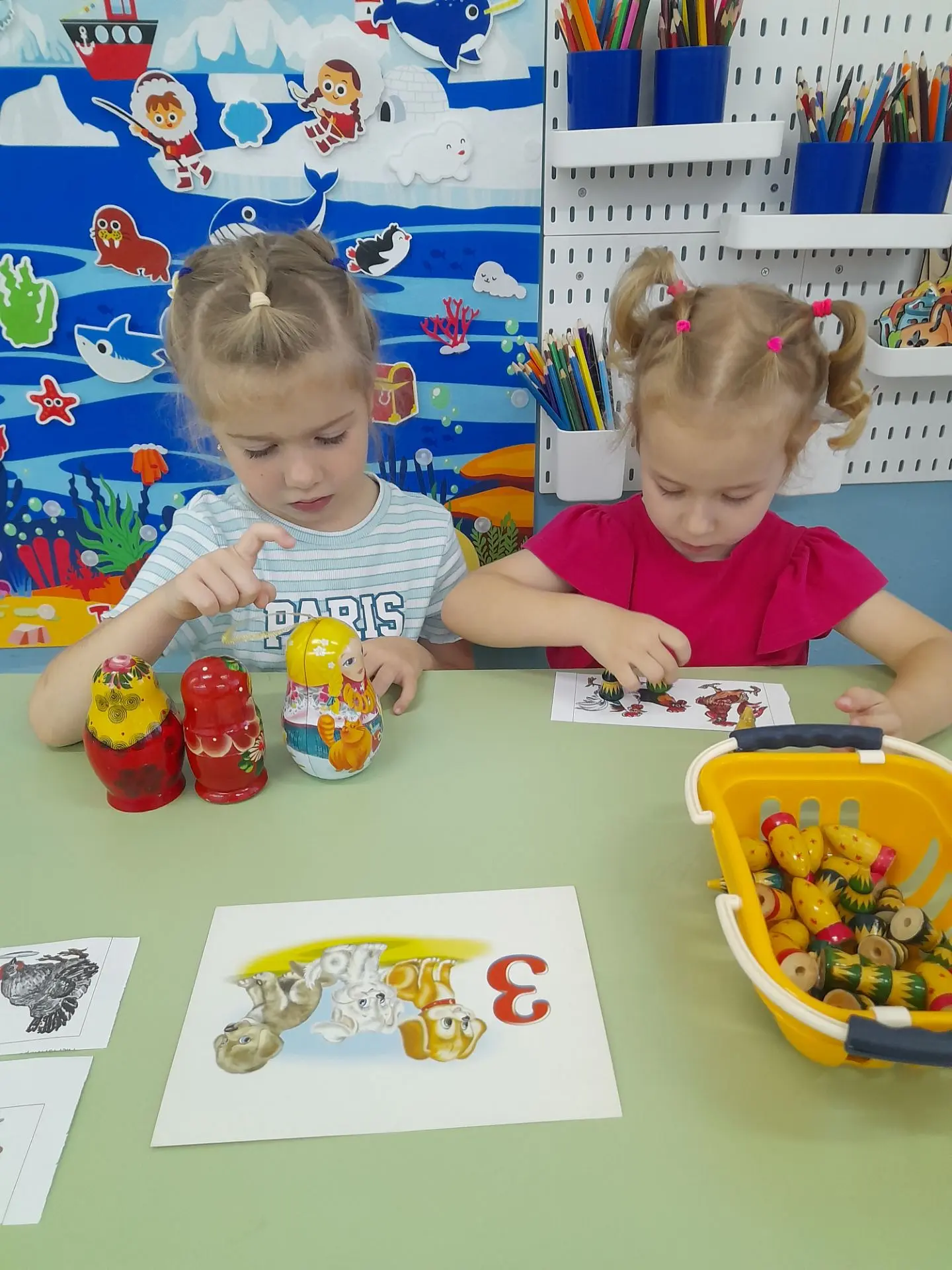 ФЭМП в средней группе. "Счёт в пределах трёх "Цель: формировать у детей элементарные ма...