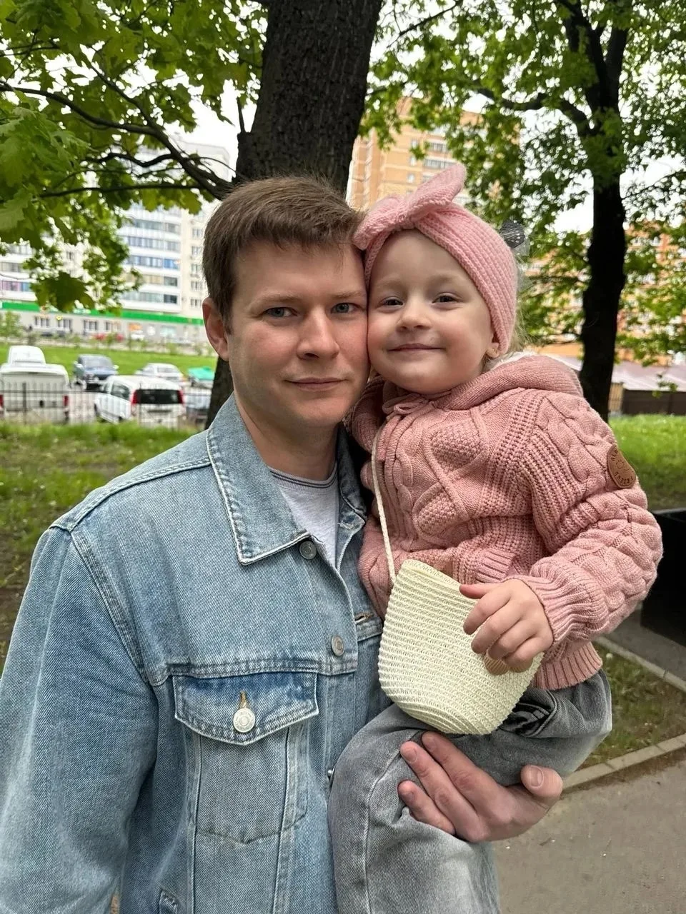 📸 Воспитанницы группы №10 «Звёздочка» Юракова Маша и Ряполова Полина принимают участие...