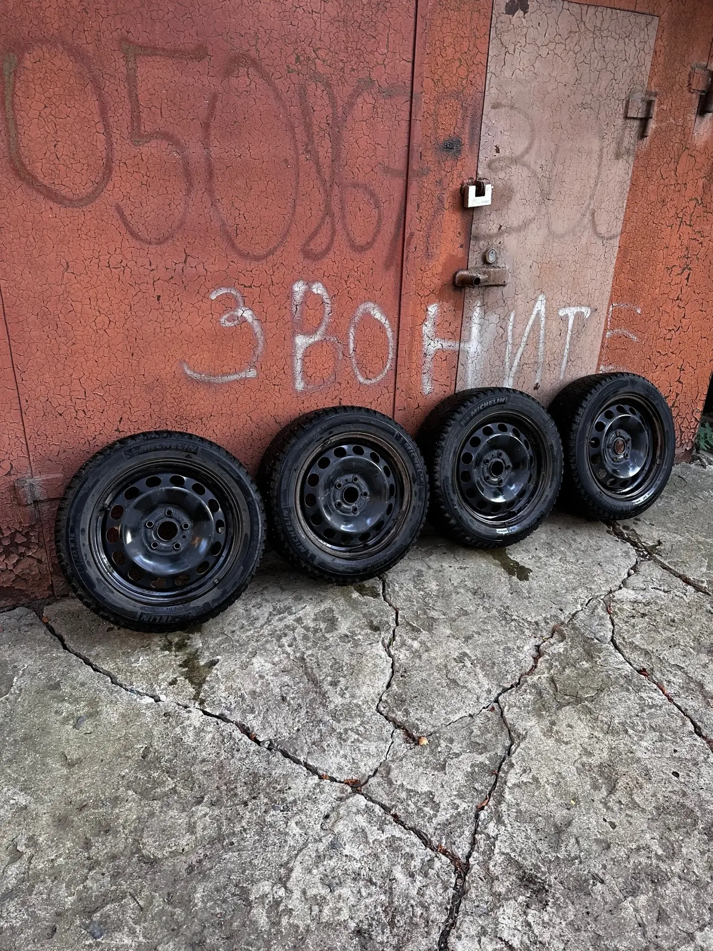 Продам: Зимние Колёса R-16 5x112‼