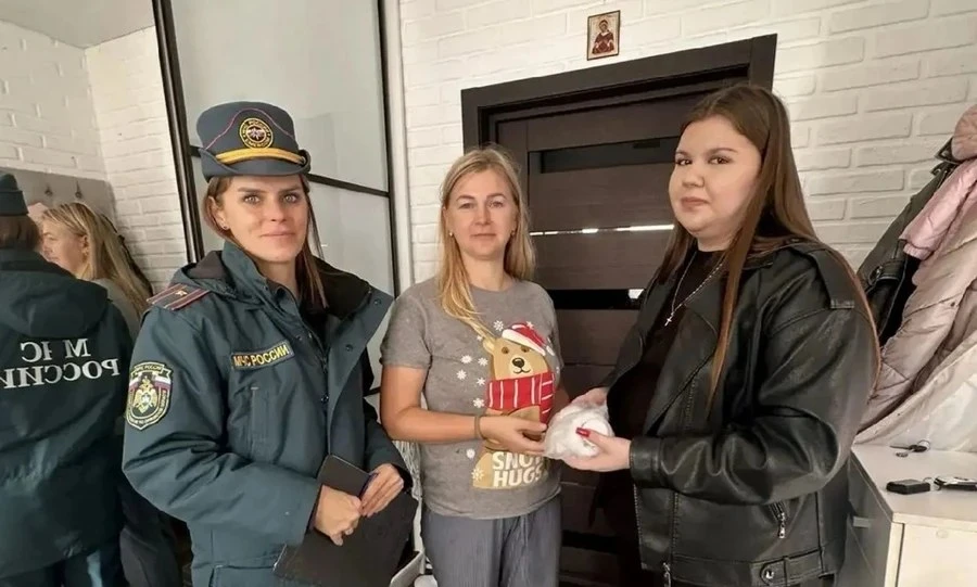 🔥 9 многодетным семьям Орловского округа вручили пожарные извещатели