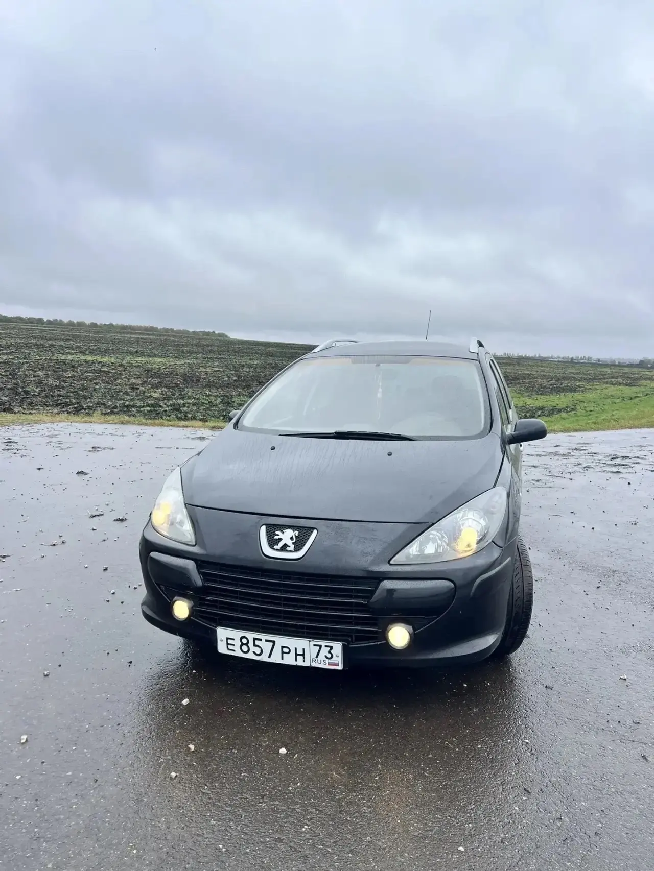 Продам Peugeot 307 1.6 AT, 2007, 176 000 км . 7 мест. Расход масла отсутствует. Течей н...