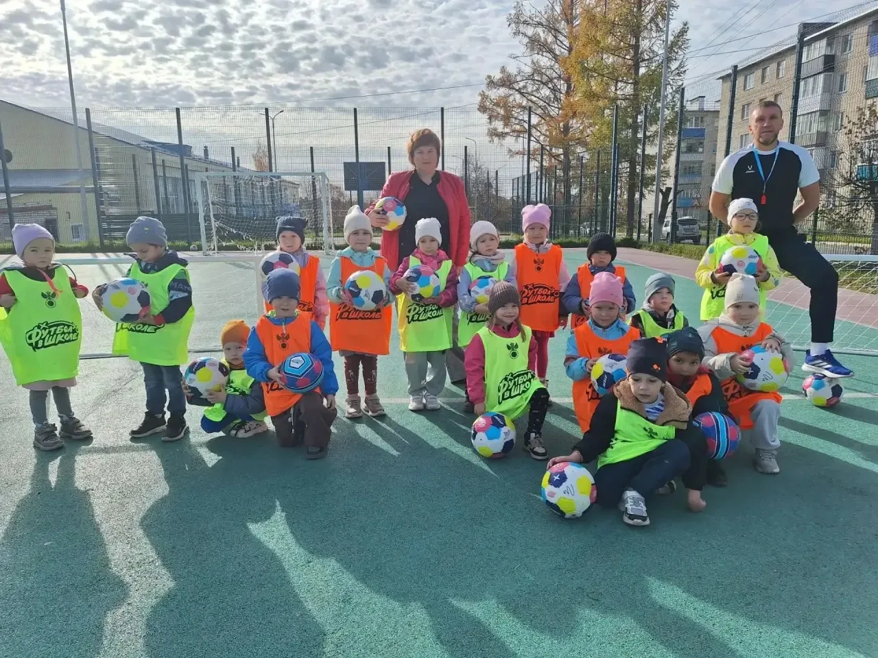 14.10.2026 г. в рамках Всероссийского проекта "Футбол в школе" ⚽ в нашей школе прошло у...