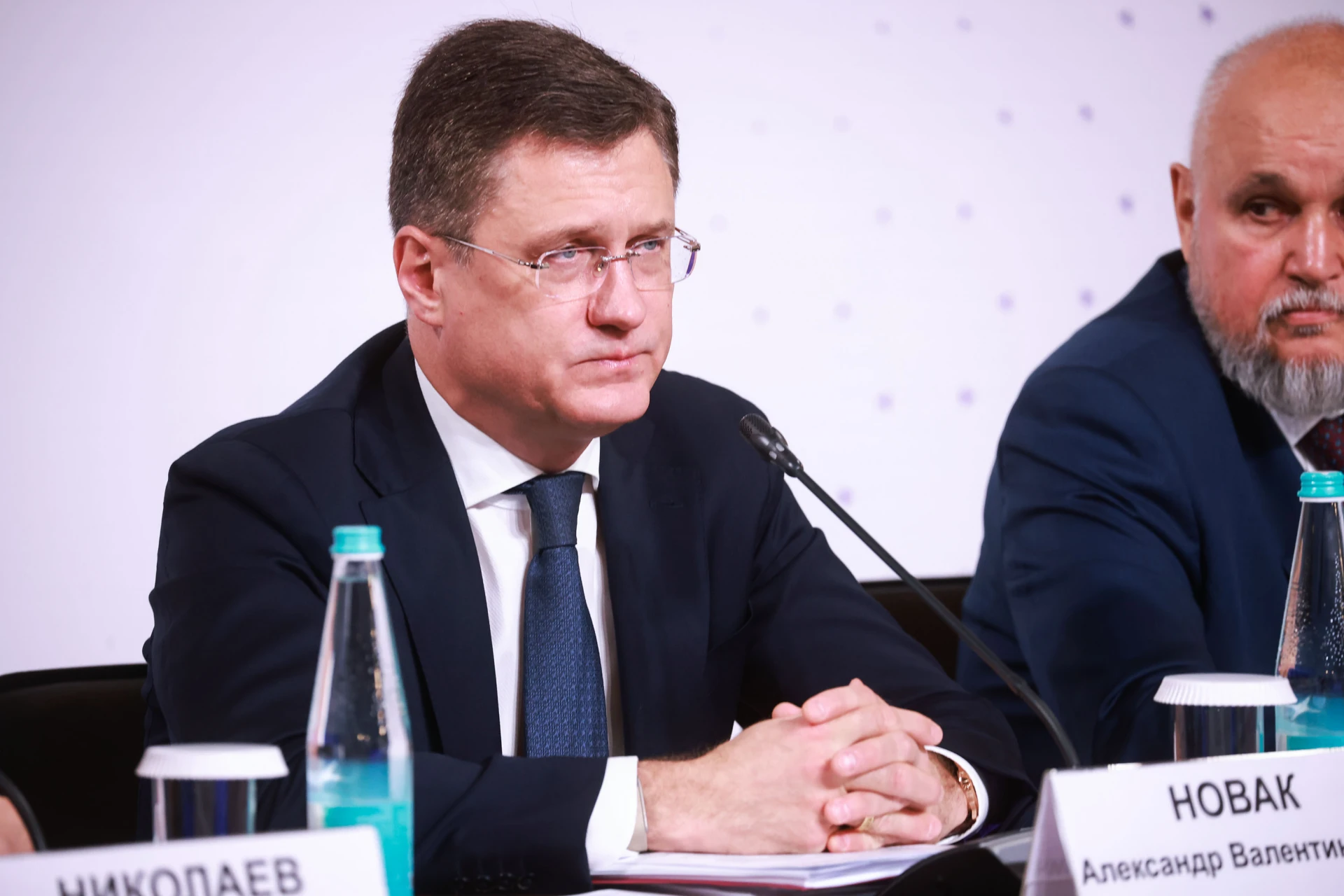 Александр Новак принял участие в заседании комиссии Государственного совета Российской ...