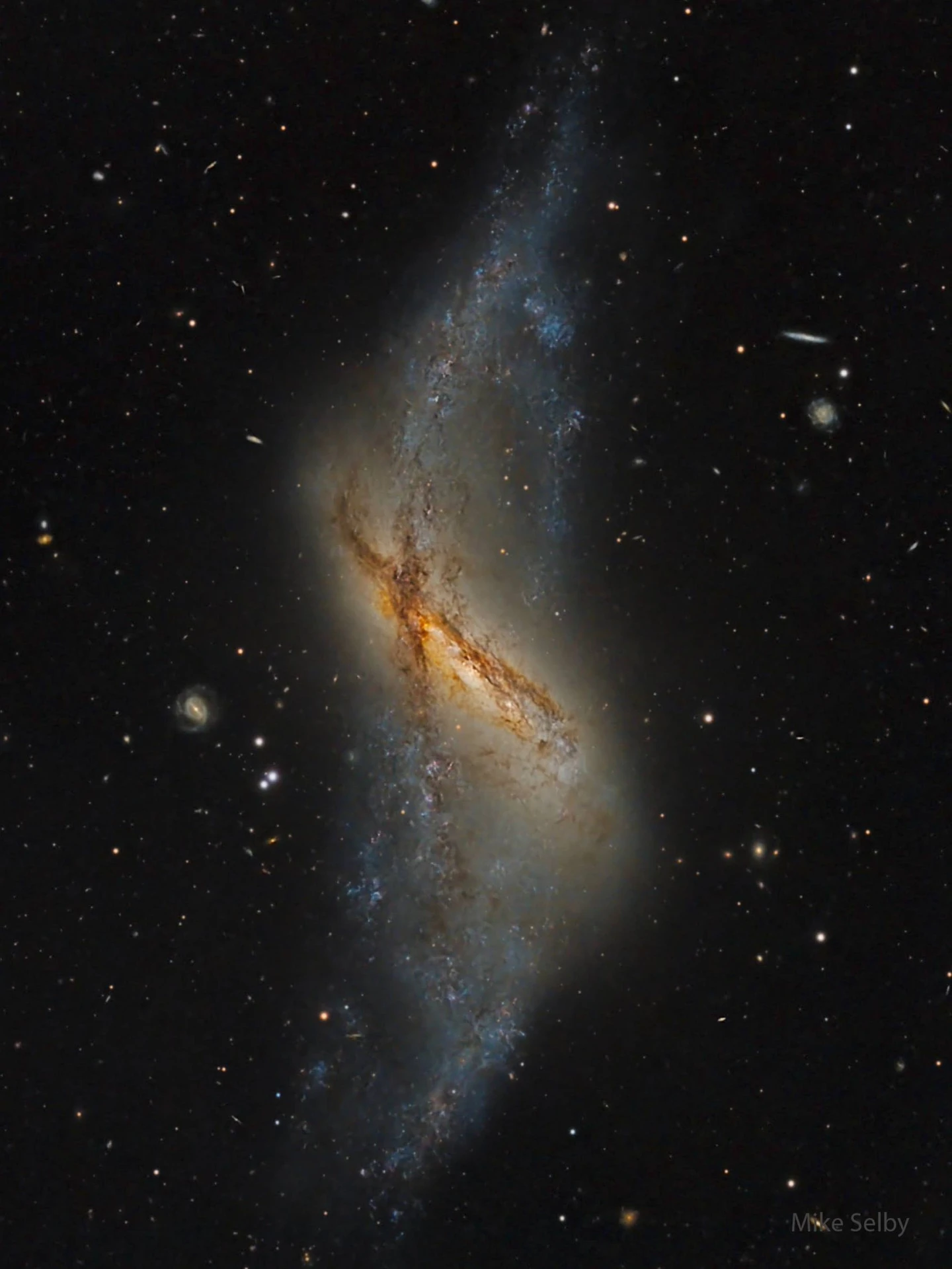 На снимке NGC 660! 🪐