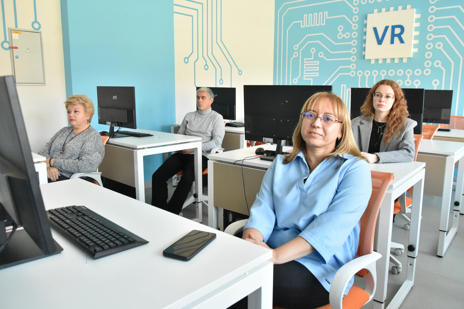 📌 Педагоги Лицея «Олимп» Центра «Созвездие» прошли обучение по работе с универсальной ...