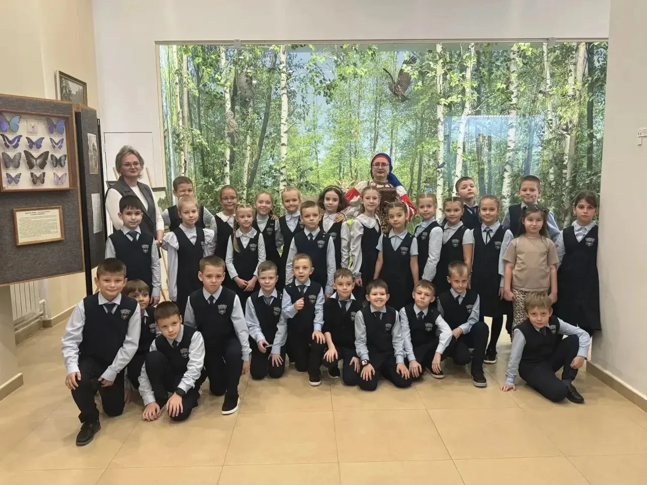 Путешествие в историю: 2Б в краеведческом музее! 🏛️✨