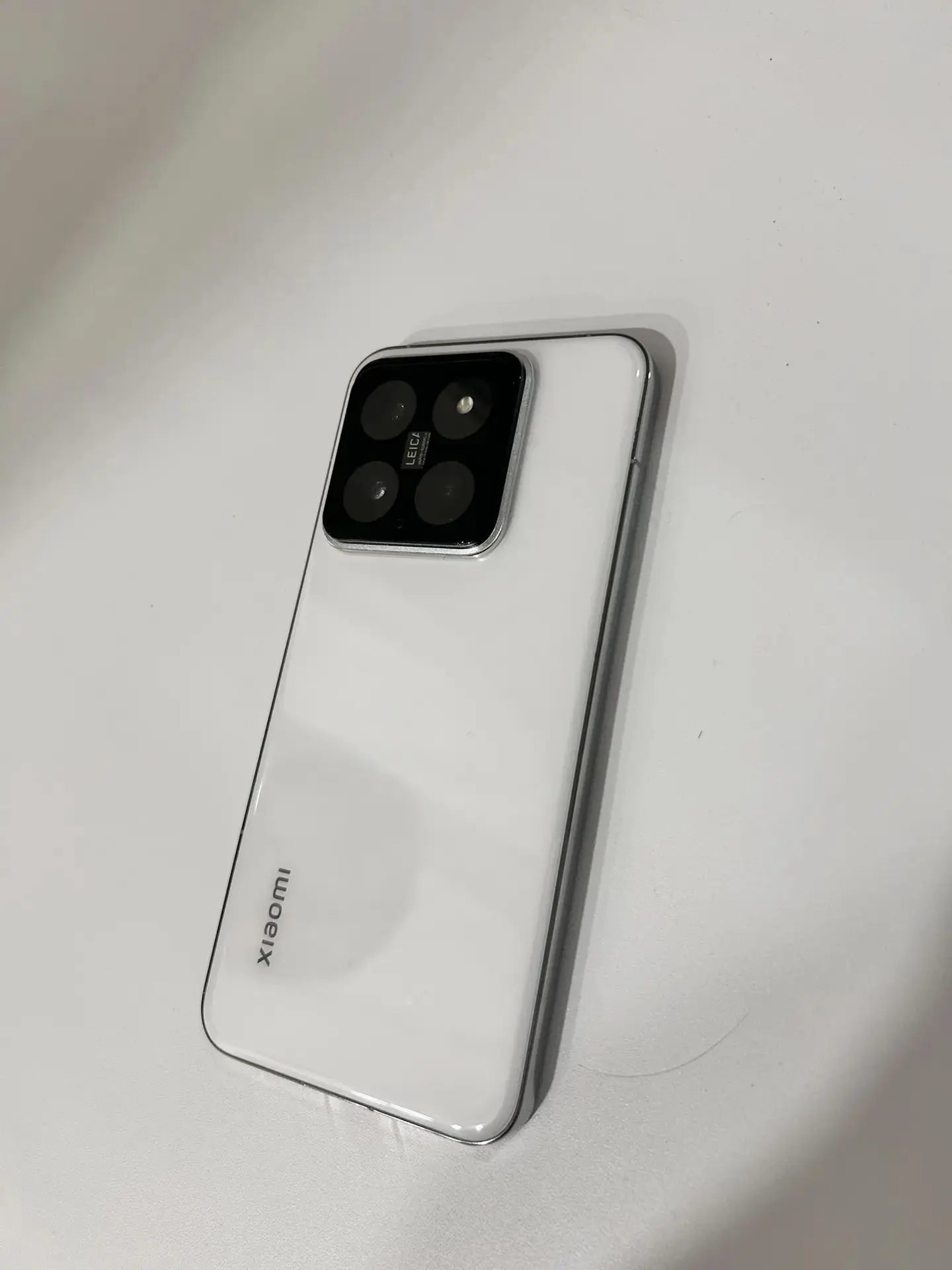 Продам xiaomi 14 12/256