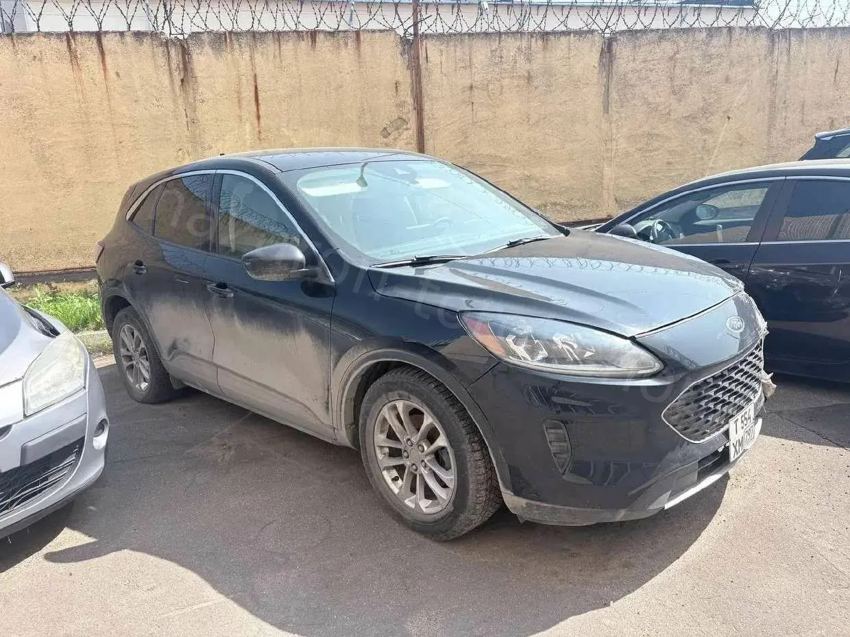** На аукционе в Москве выставлен Ford Escape 2019 года выпуска по цене 920 000 ₽. Авто...