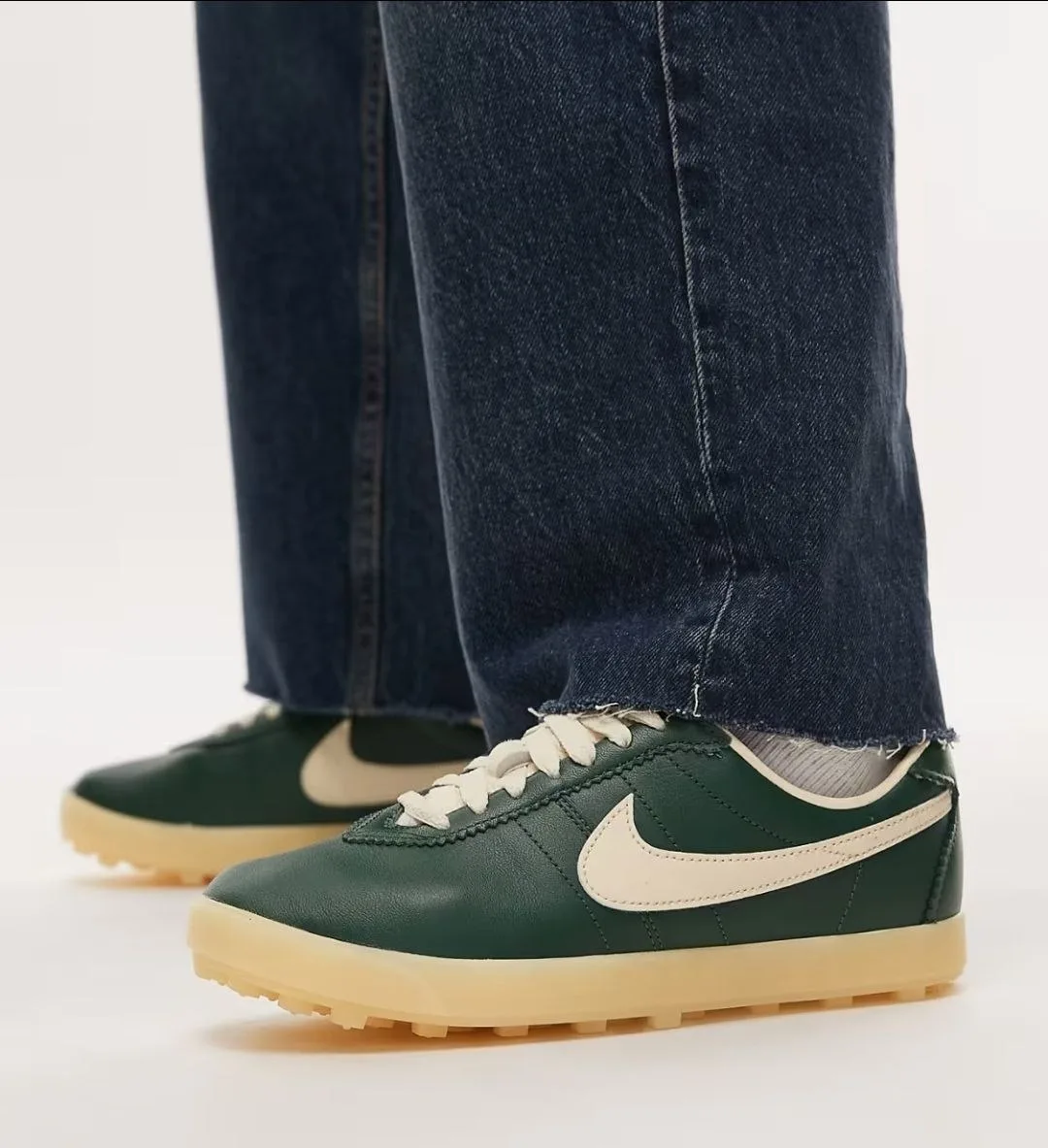 6800 Nike Astrograbber ☄️☄️