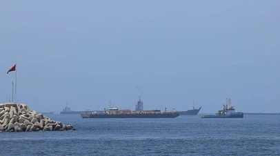 ↗️ CENTCOM: военные США уничтожили связанное с Ираном судно в Оманском заливе
