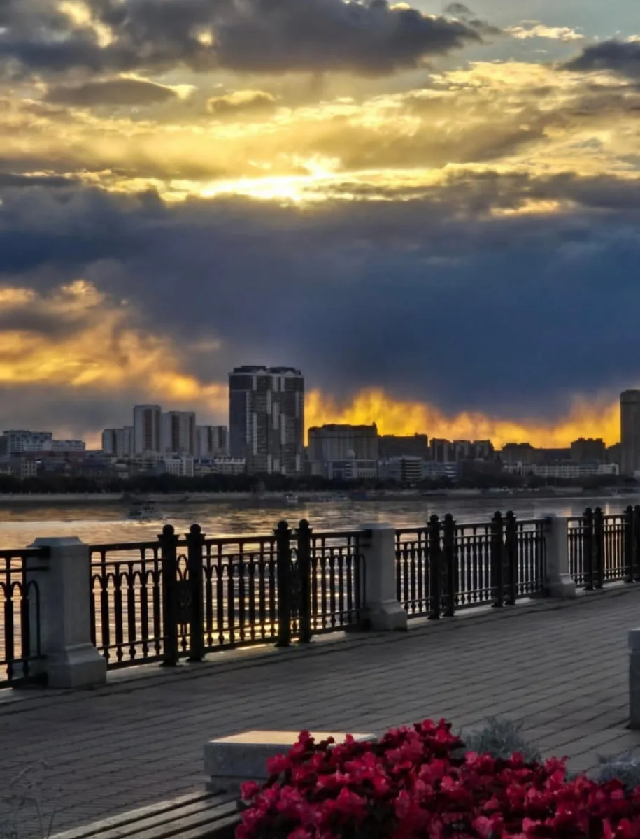 Вечерняя набережная 🌆