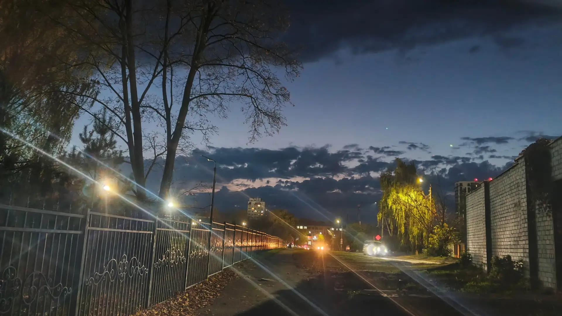 Доброй и спокойной ночи, Орёл! 🌙🌆