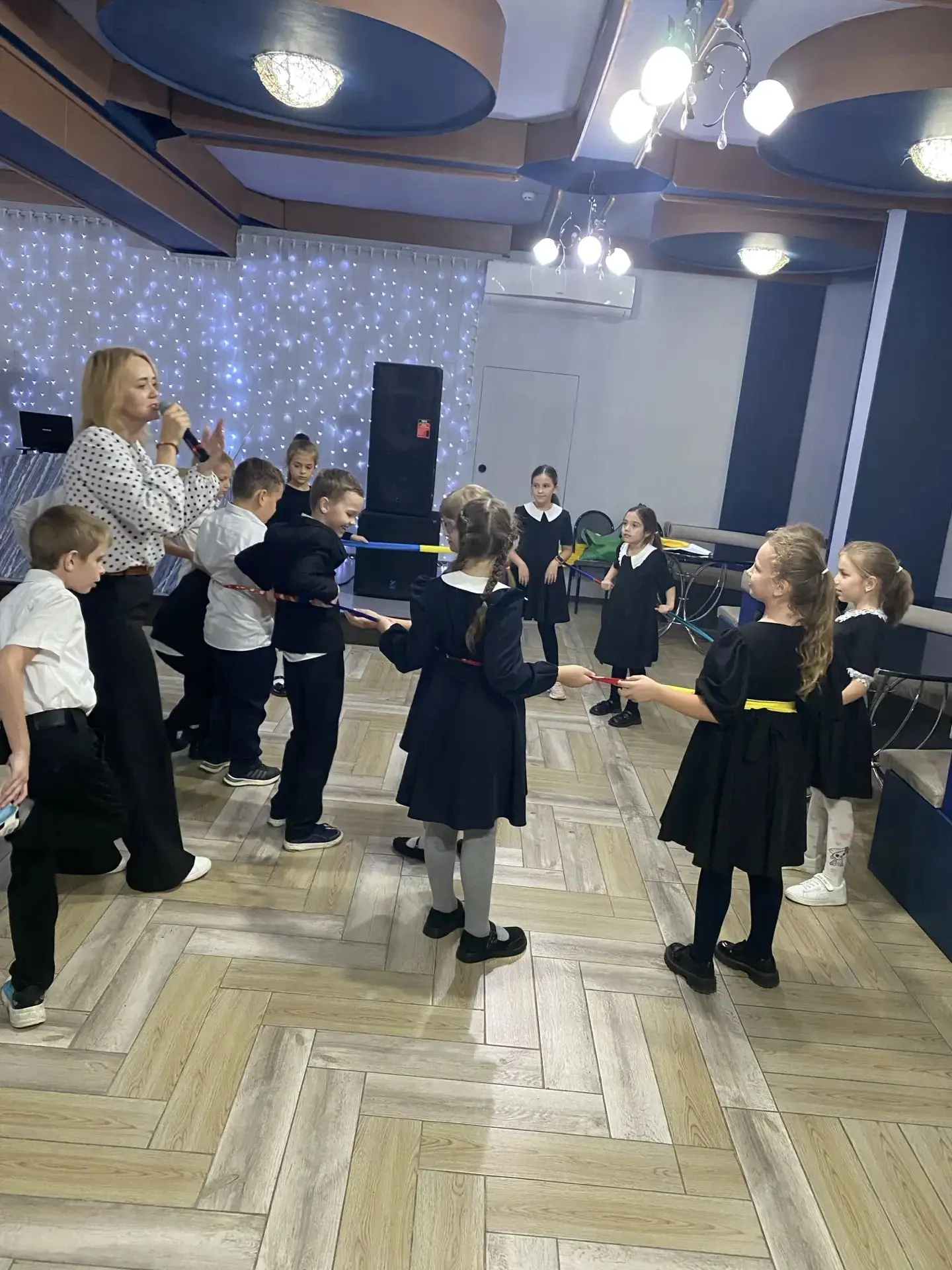 Работники детского сектора районного Дворца культуры провели с учащимися 2 «А» класса п...