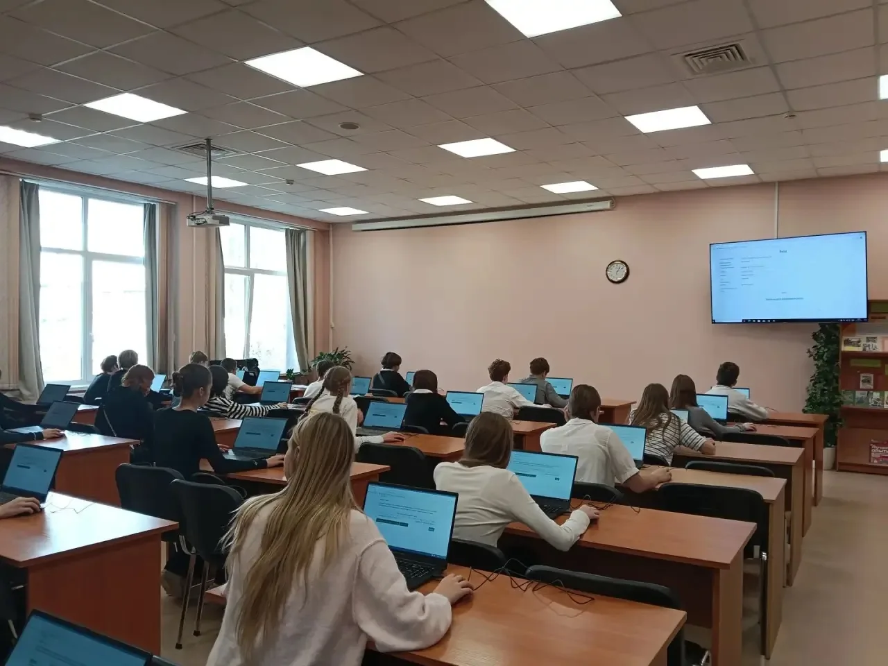 В нашей школе проходит социально‑психологическое тестирование (СПТ).