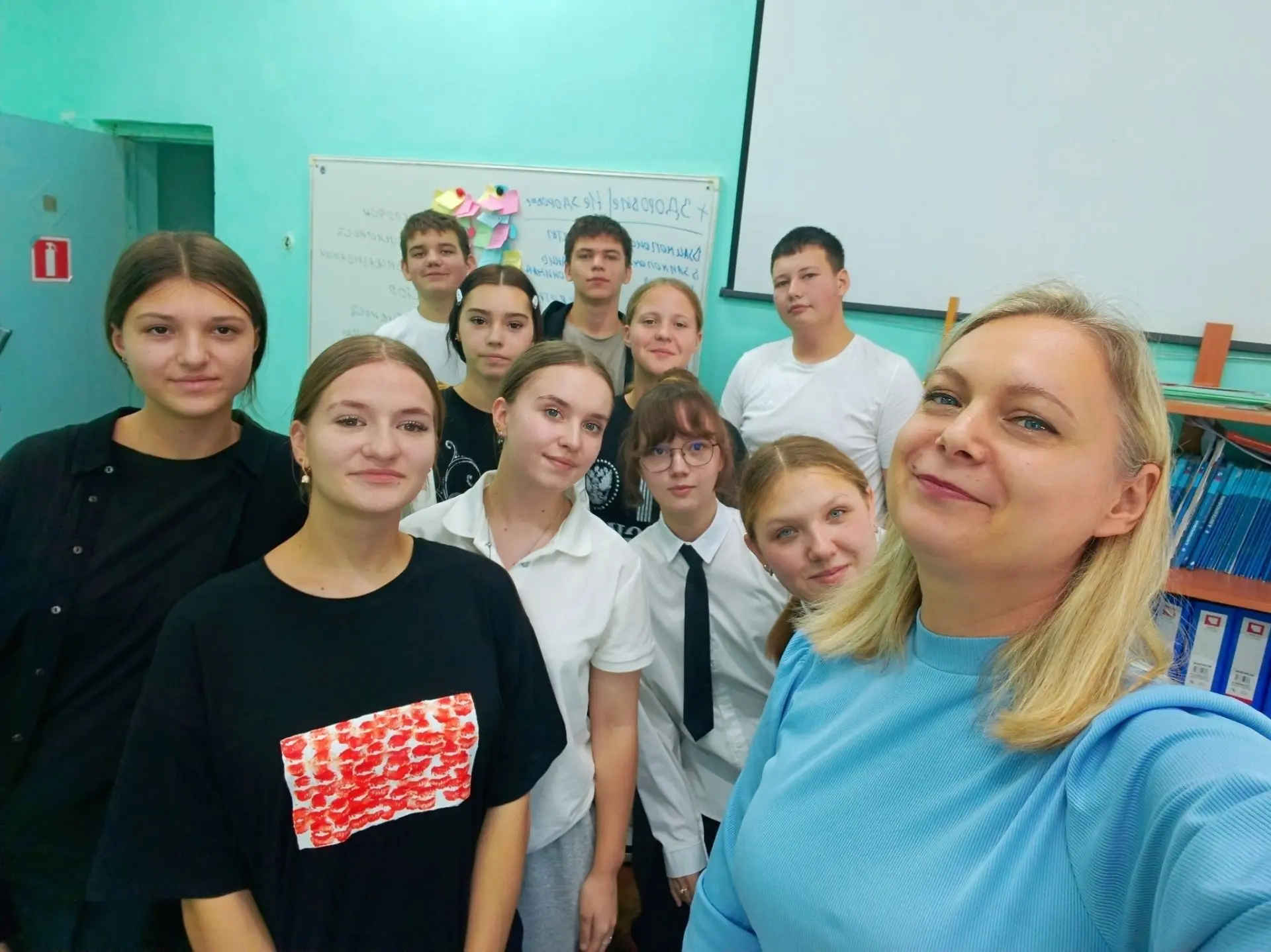 На базе школы села Приволжское прошёл тренинг по половому воспитанию для старшеклассников.