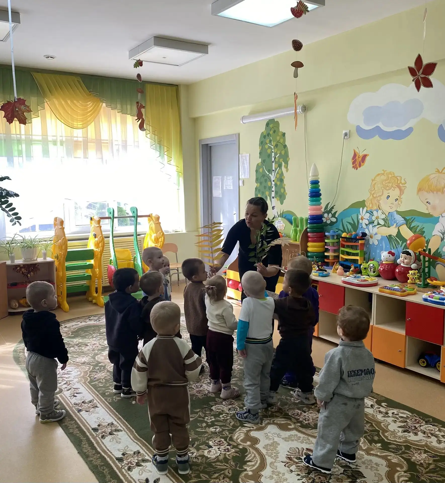 🎨 Нетрадиционное рисование: «Осенний листопад»