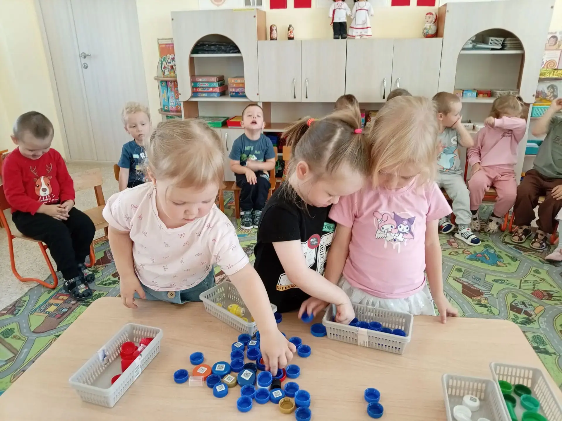 🏡Группа "Теремок"  присоединяется к акции            "Крышки, сдавайтесь!" 👧👦Наши во...