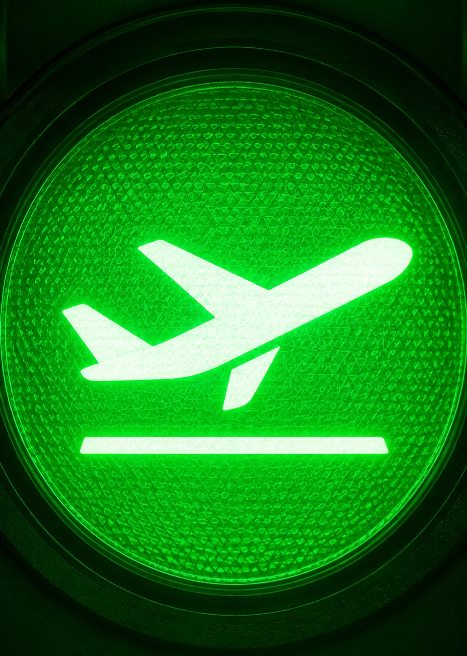 В аэропорту Сочи сняли ограничения на прием и выпуск самолетов