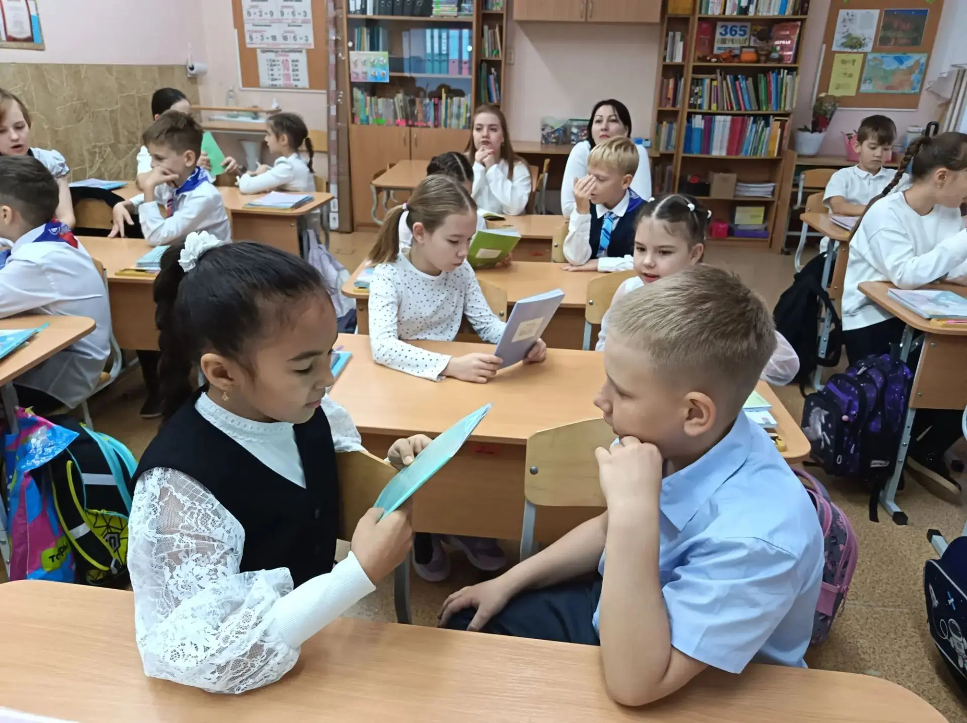 В рамках регионального фестиваля «Открытый урок» педагог-наставник (Крючкова Галина Ник...