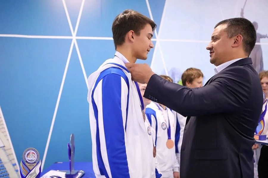 🌟 «Олимпийские надежды» на земле чемпионов: на «Волгоград Арене» наградили победителей...