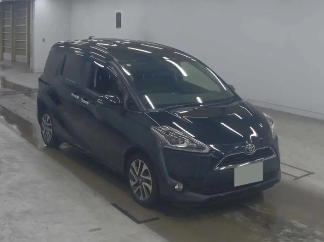 🎉🎉🎉 Только что куплен автомобиль на аукционе в Японии Toyota Sienta 2017 год выпуска...