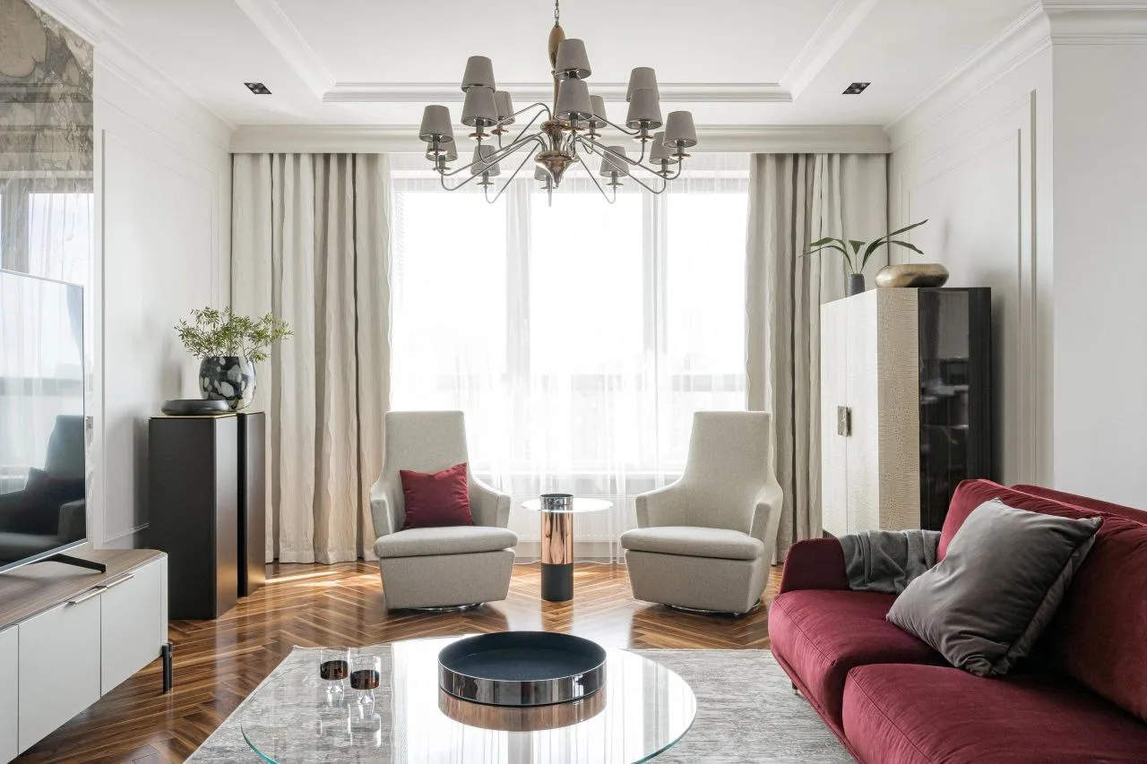Нарядная квартира 186 м² в Екатеринбурге для семьи с тремя детьми ❤️
