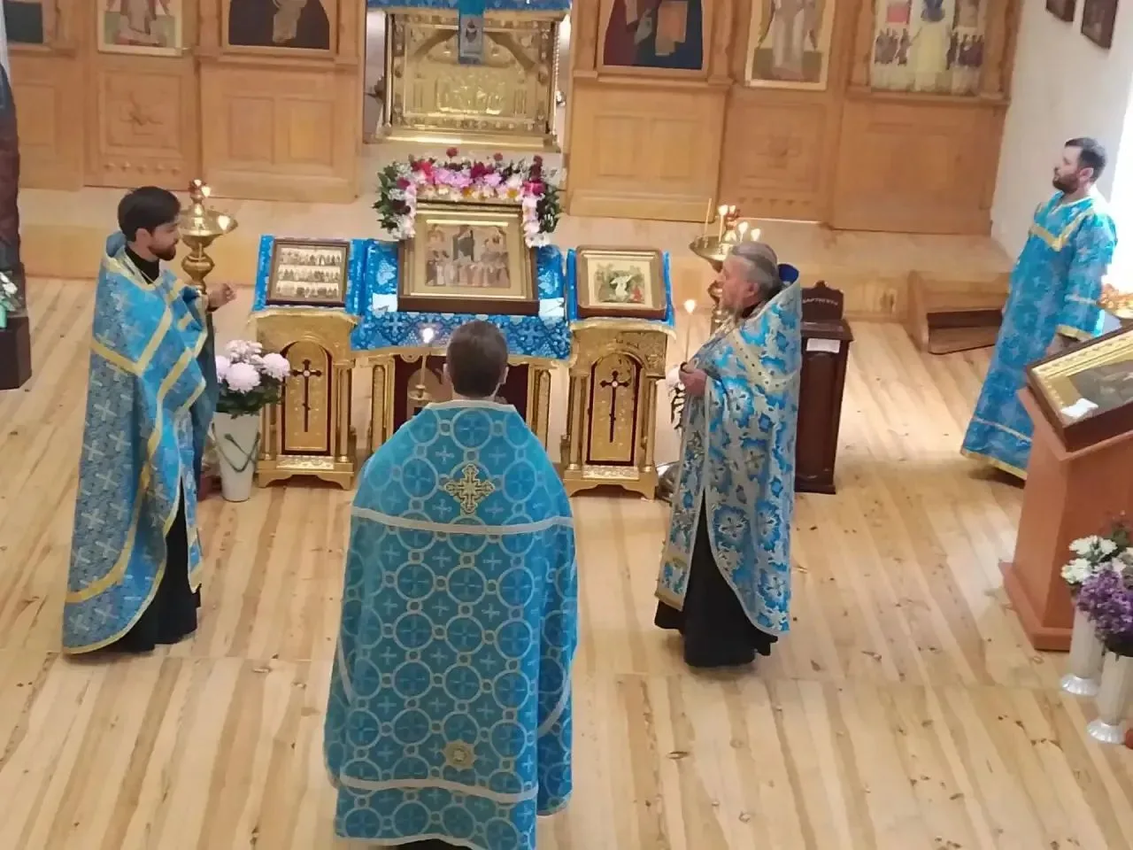 ⛪В селе Рыбачье отметили престольный праздник храма Покрова Пресвятой Богородицы