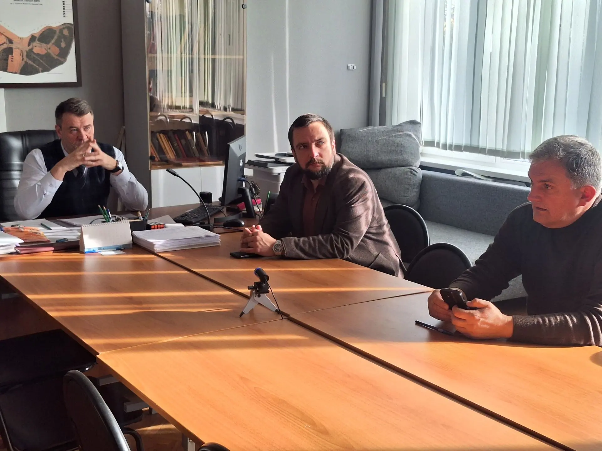 Провел совещание по вопросам работы психоневрологических диспансеров