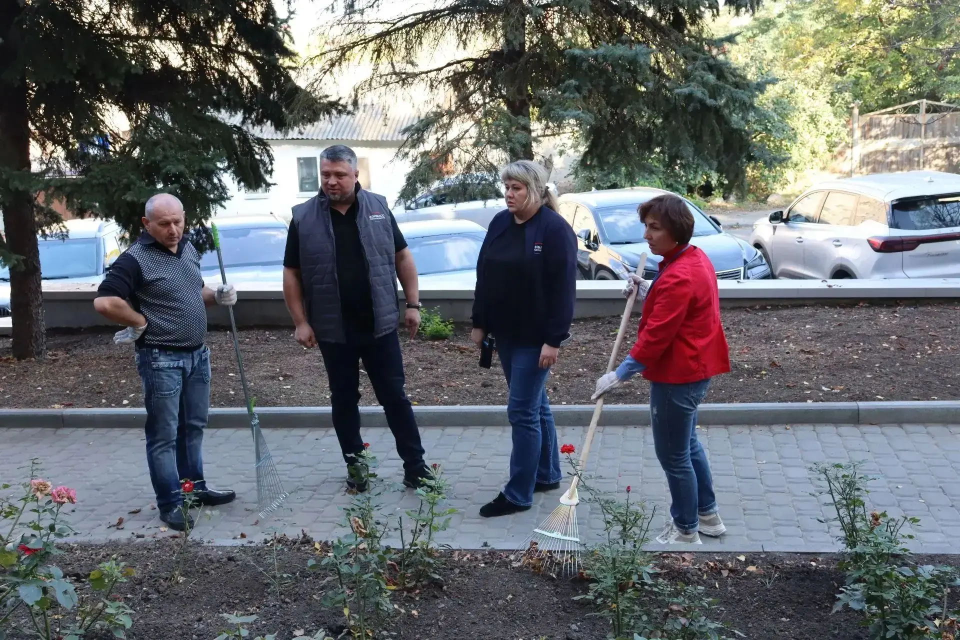 СУББОТНИК В «ДОНБАССТЕПЛОЭНЕРГО»: С ЗАБОТОЙ И ОТВЕТСТВЕННОСТЬЮ О РЕСПУБЛИКЕ