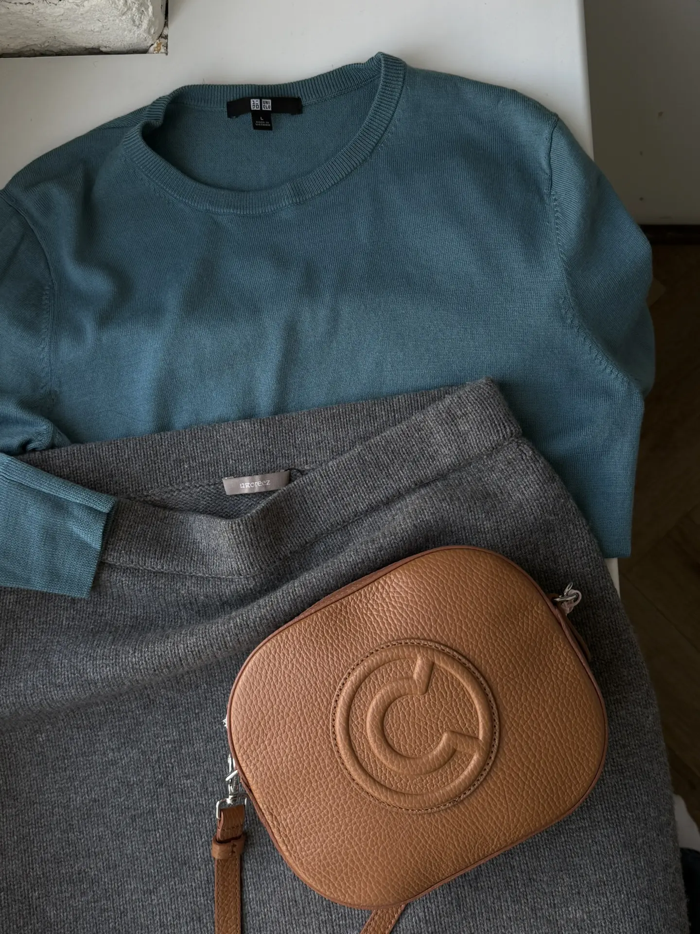 Джемпер Uniqlo