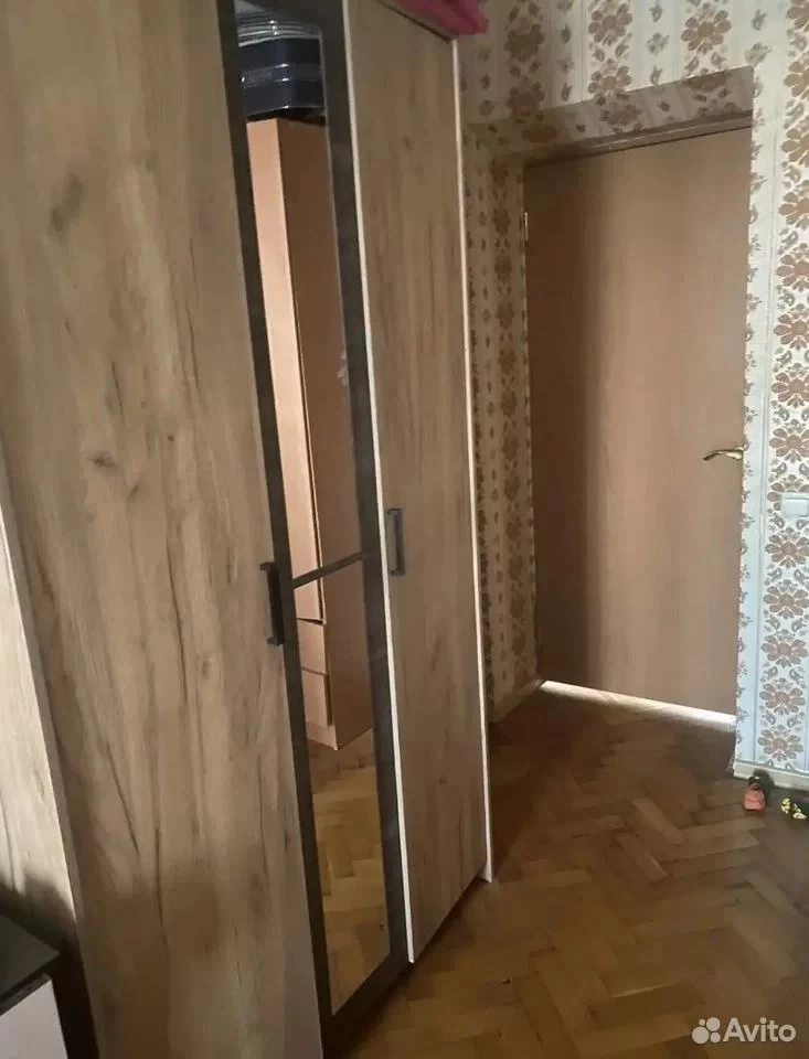 Шкаф распашной трёхстворчатый Прямой
