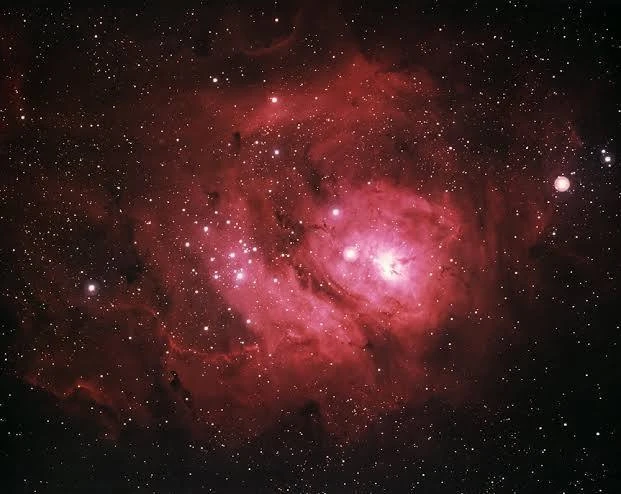 Звездные роддома Вселенной: что такое эмиссионные туманности?  🌌