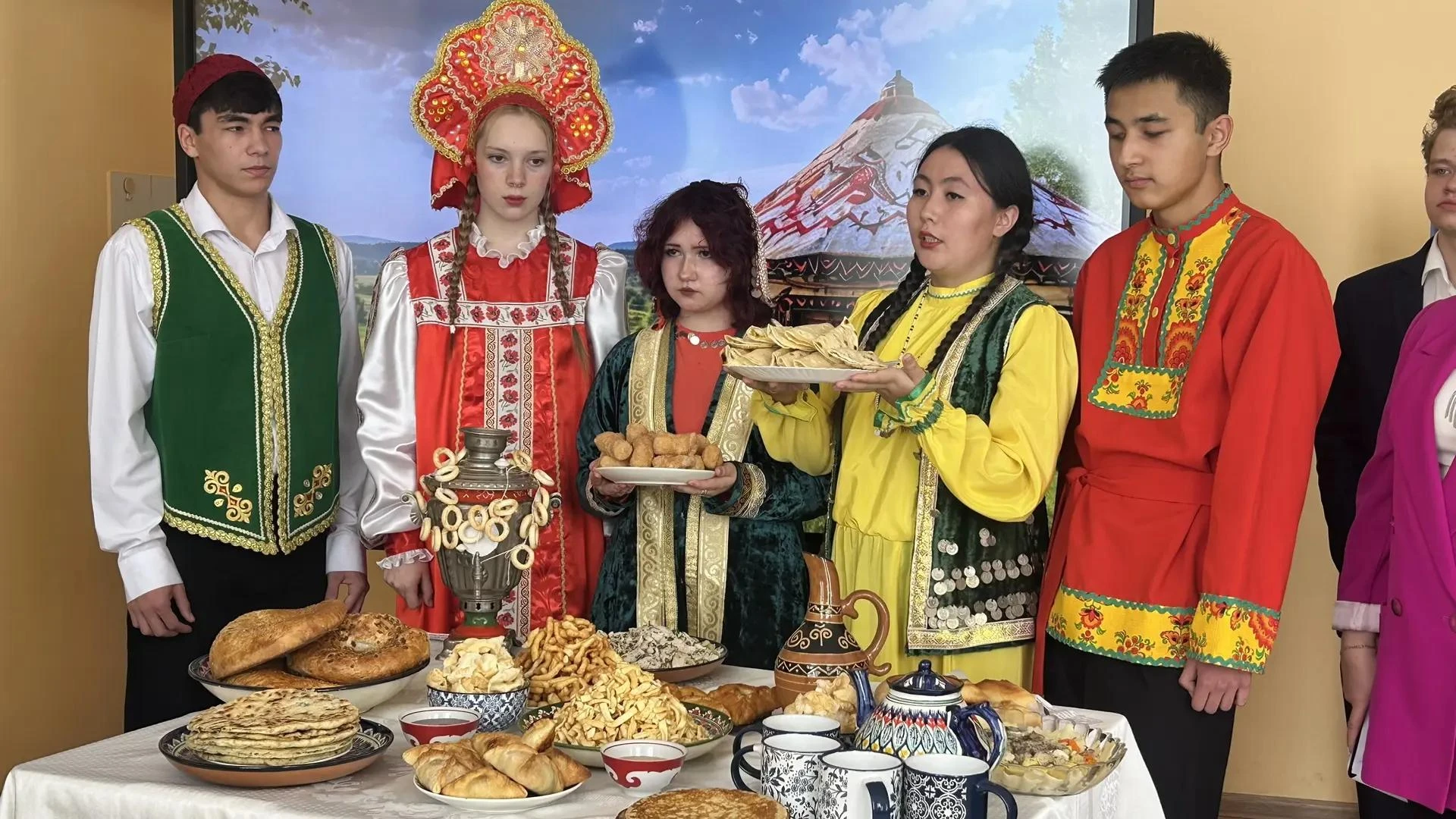 🩵🤍💚Мосты дружбы: школа из Белорецка и лицей из Анапы стали партнерами 💙🩷💚