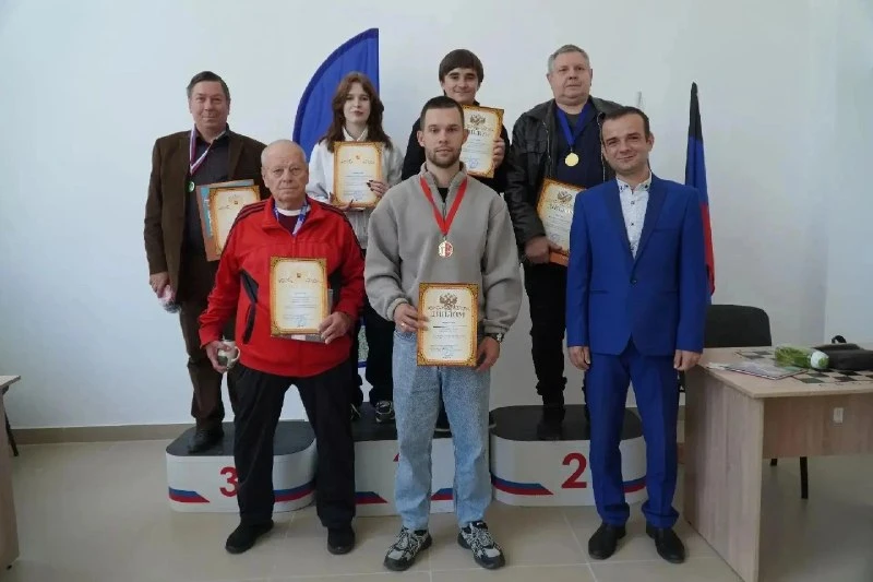 В Мариуполе прошел блицтурнир по шахматам.