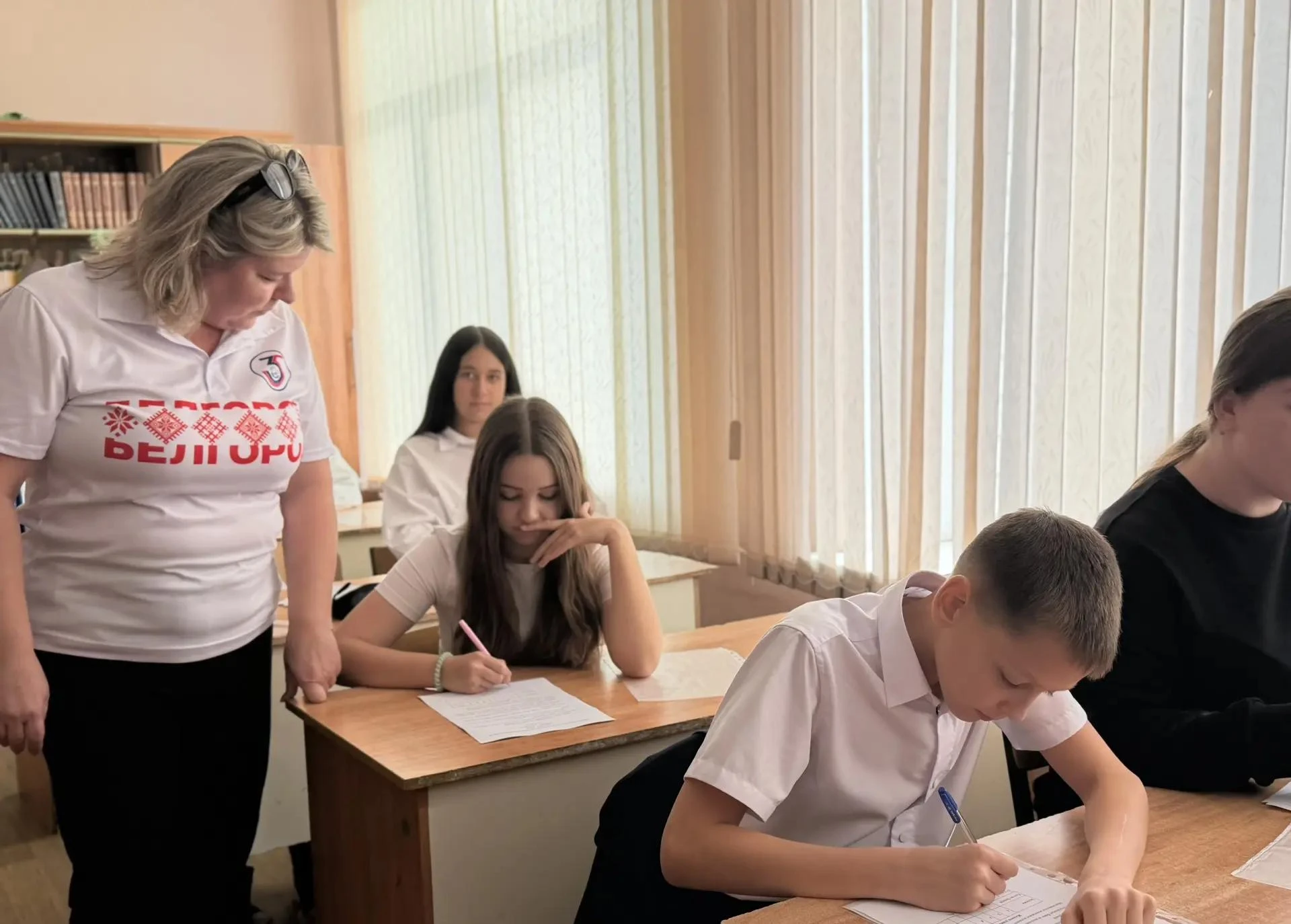 📖 Сегодня наша школа наполнились особой, сосредоточенной атмосферой. Ребята с 4 по 11 ...