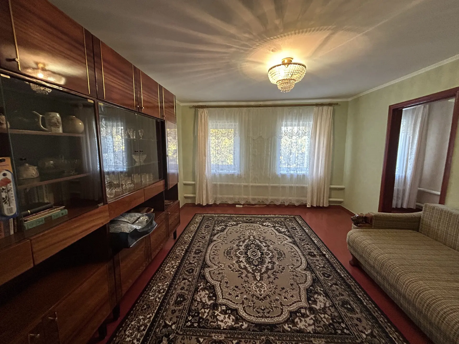 Продам 2 дома на одном участке, ул Фестивальная, район Юрфака и кв Молодежного, 83 кв м...