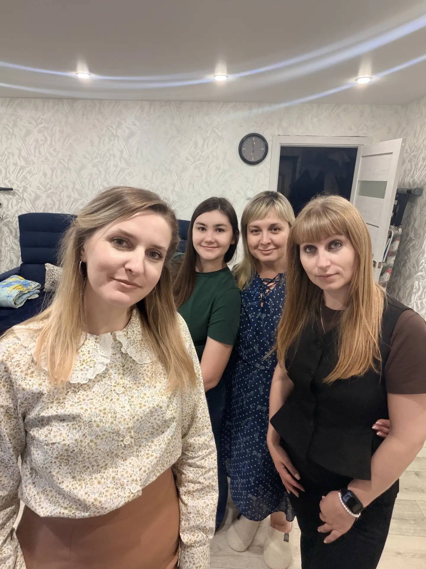 Хочется написать «из вчера», но это даже не «из позавчера», потому что было в пятницу. 😁