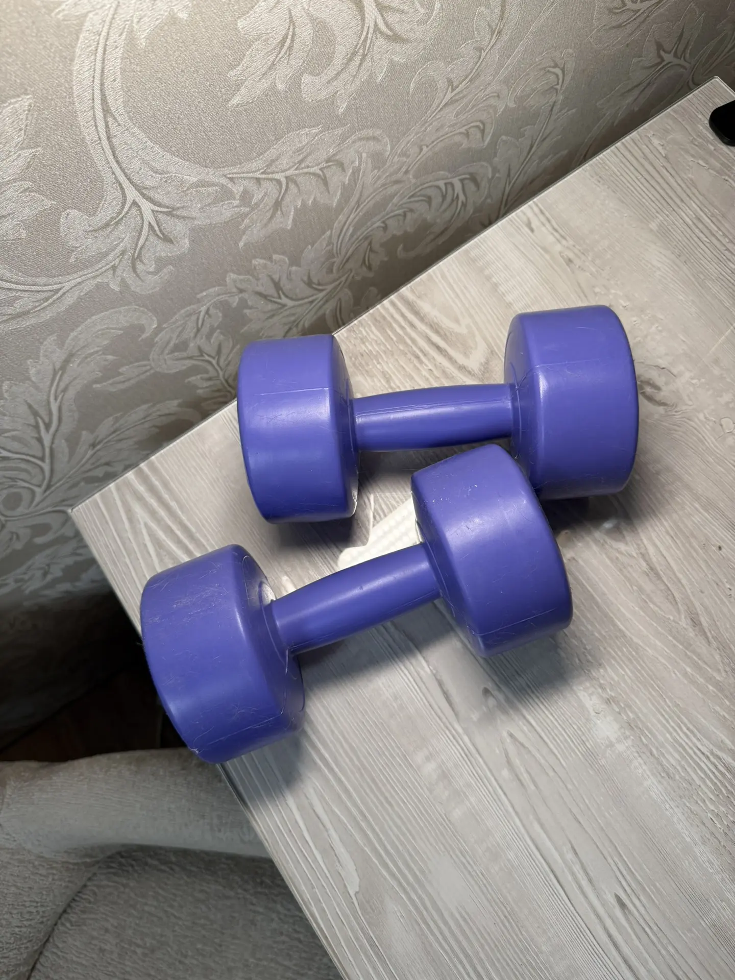 Гантели по 2кг каждая. 500₽